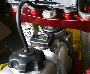 HON/SUZ/KTM/HUSQ/GAS/KAW 4 STROKE TACH/HOUR METER WITH BRACKET